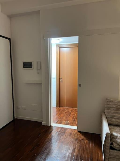 Appartamento "Giulifor" - Zona Indipendenza - Risorgimento Milano Esterno foto